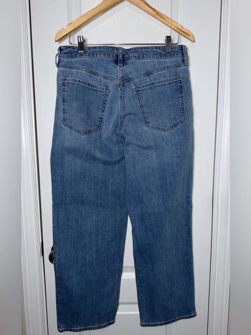 Old Navy High-Waisted OG Loose Jeans Size 10 Petite NWT - Picture 4 of 7
